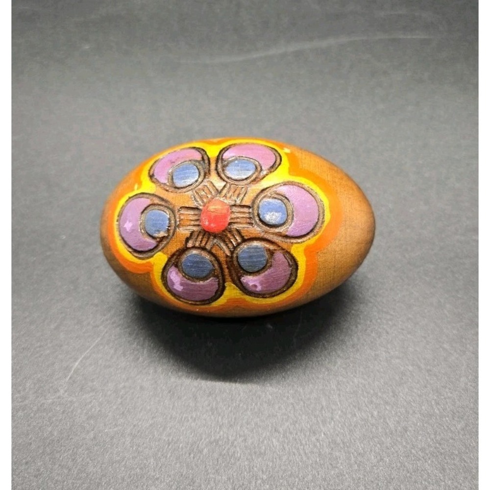Vintage Hand-Carved Painted Wooden‎ Folk Art Egg Poland Ukraine Floral